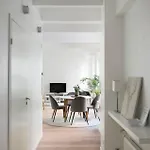Апартаменты 2ndhomes Loft With & Balcony By The White Church Хельсинки