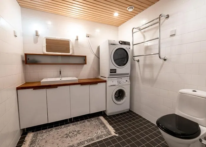 2ndhomes Loft With & Balcony By The White Church Apartment