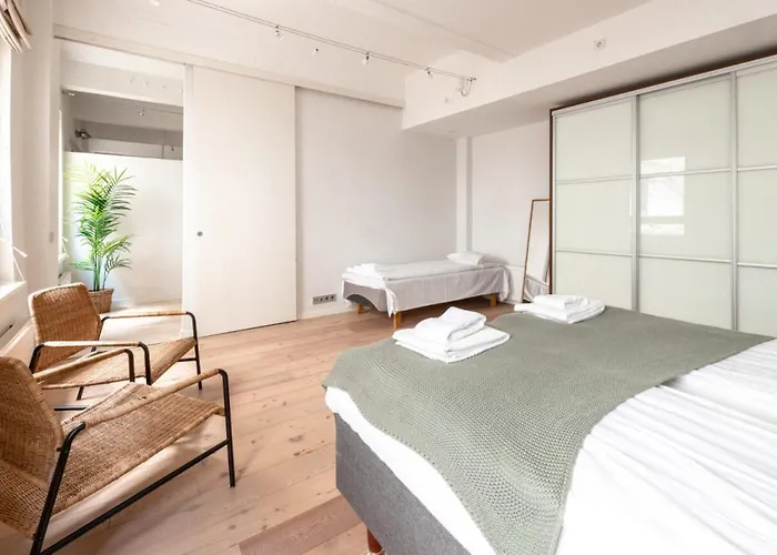 Apartment 2ndhomes Loft With & Balcony By The White Church *