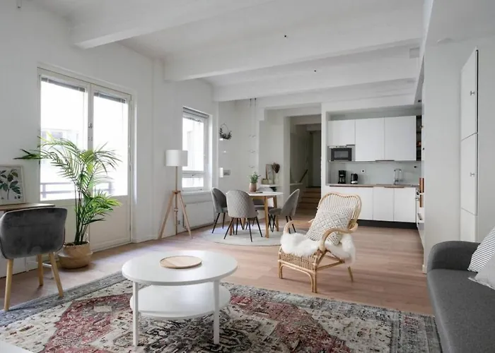 2ndhomes Loft With & Balcony By The White Church Daire Helsinki